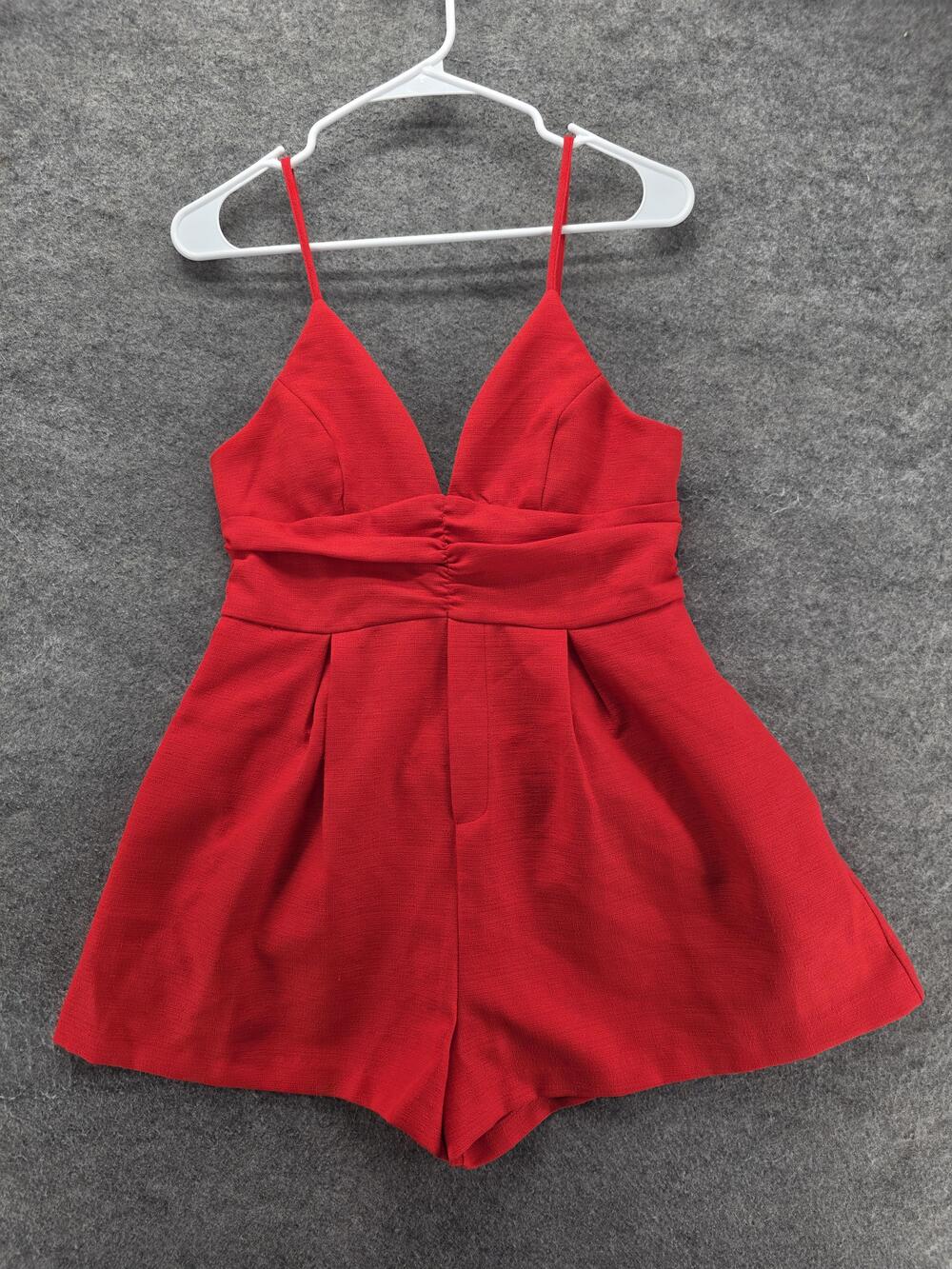 GLAM Romper Womens M Red One-Piece V-Neck Sleeveless Crepe Pockets Pleated Zip